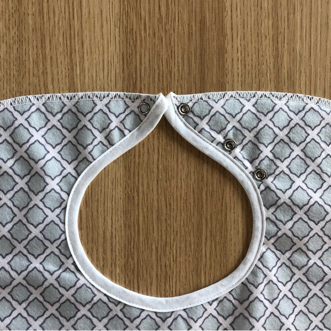 Reusable and Washable PVC Bib.jpg